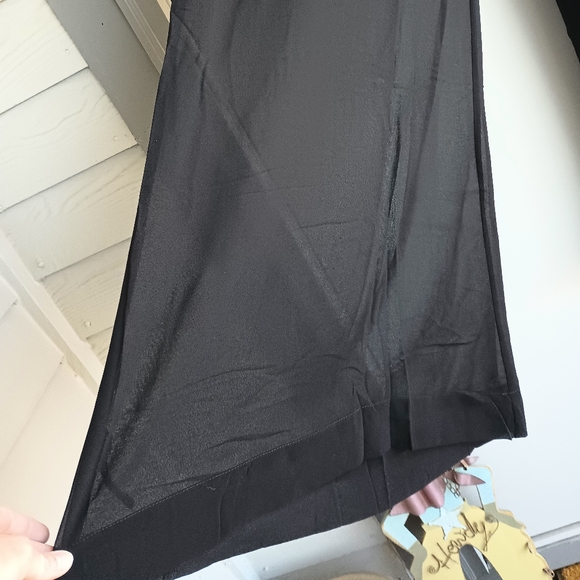 UNIQ - Picture 6 of 6